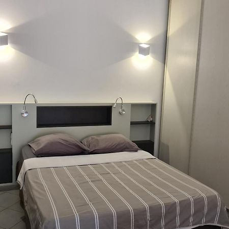 Grand Studio-Loft-Grand Parking-Climatise-Proche Centre Ajaccio  Exterior photo